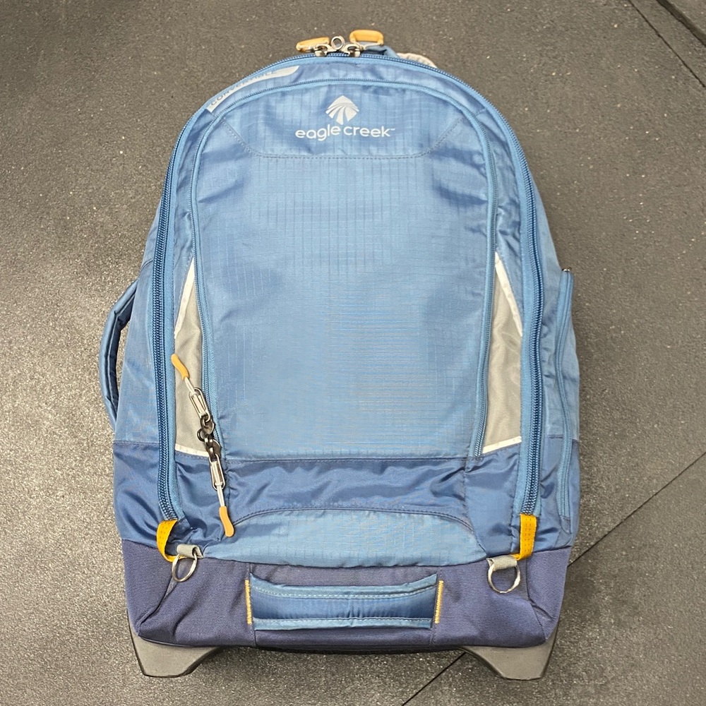 Eagle Creek Switchback 22" BLUE Upright Carry On Wheeled Suitcase / Backpack